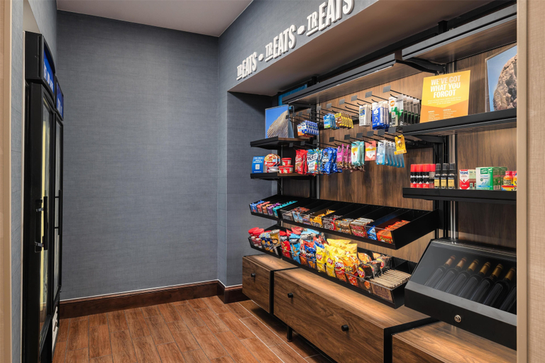 Food & Drinks 5, Hampton Inn Chattanooga West/Lookout Mountain, Hamilton