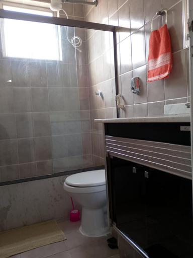 Bathroom 3, Hospedagem do TCHE, Vila Velha