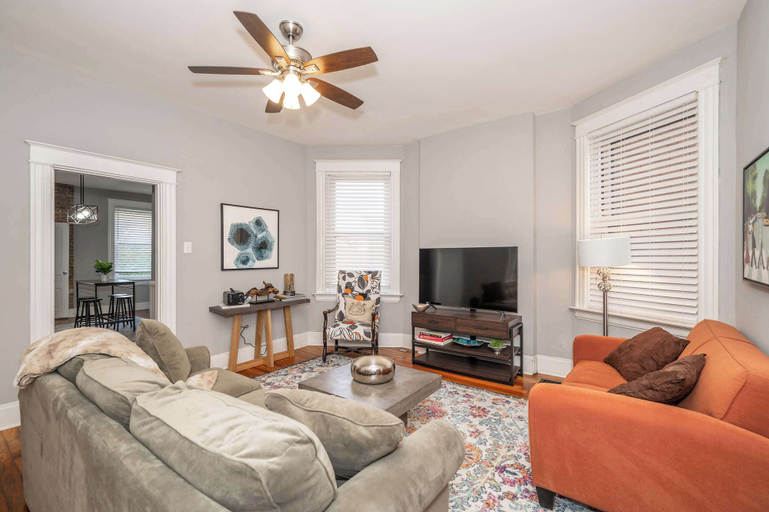 Others 4, Suites on Main 1, Kenton