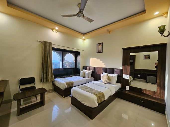 Bedroom 3, Hotel Riddhi Inn, Udaipur