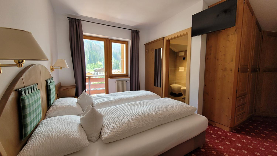 Bedroom 3, Hotel Garni Royal, Belluno