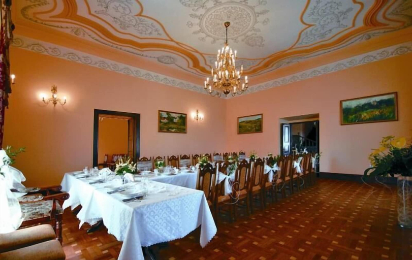 Food & Drinks 5, Palac w Czyzowie szlacheckim, Sandomierz