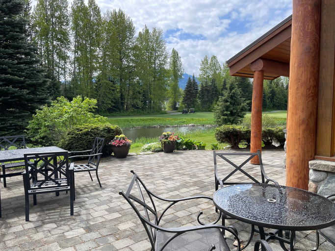 Others 5, 8140 Nicklaus North, Squamish-Lillooet