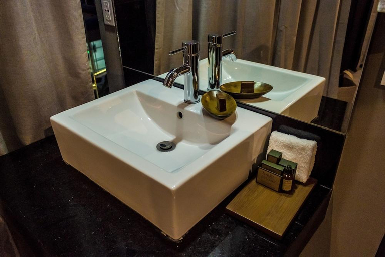Bathroom 4, KABAH Cancun Hotel Boutique, Benito Juárez