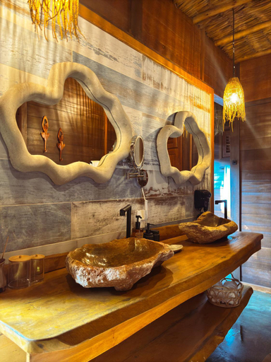 Bathroom, Alma Charme Atins, Barreirinhas
