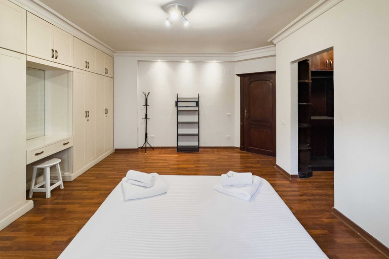 Others 3, Xuru Stays I The Luxe Loft 2bdr Apt. @ Maadi, Al-Basatin