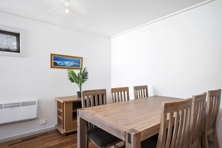 Others 5, Apartment 36 Pacific Apartments, Surf Coast - West