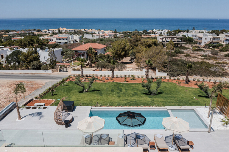 Others 3, Nysa Luxury 2, Crete