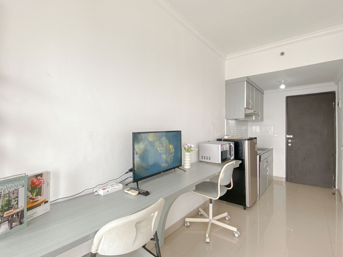 Others 5, Warm And Good Studio Room At Park View Condominium Apartment, Depok