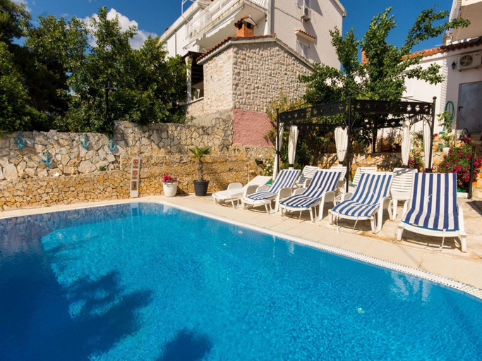 Sport & Beauty 2, Villa Stil - Two Bedroom Apartment with Terrace and Sea View Premium, Okrug