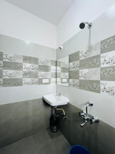 Bathroom 5, VALUE INN , Bangalore Rural