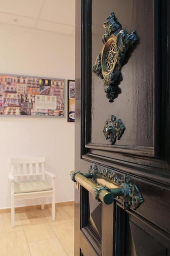 Others 5, Hostal Balkonis, Barcelona