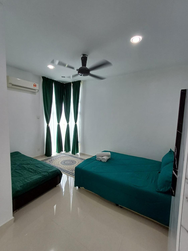 Bedroom, Mengkuang Villa, Penarik, Setiu