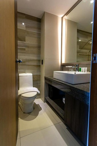 Bathroom 4, Santorini Hotel, Pasig City