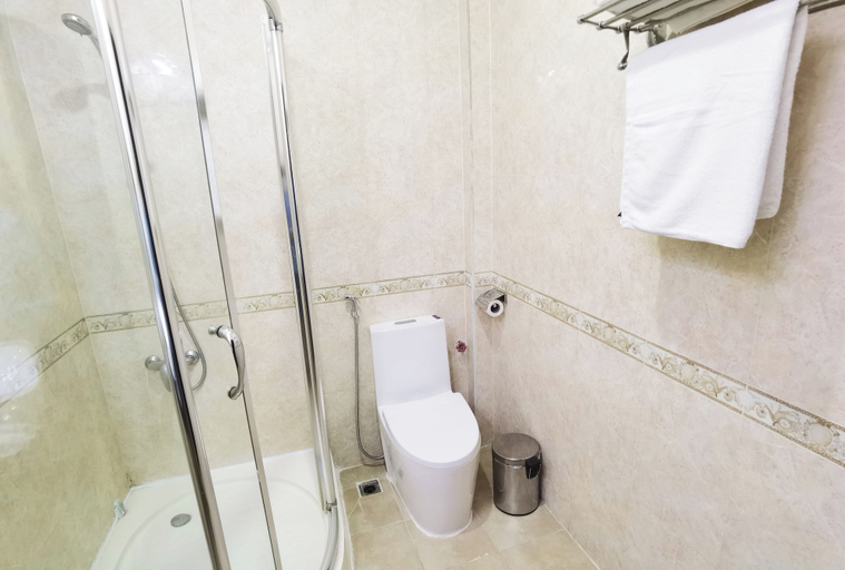 Bathroom 4, Milan Hotel By JK6, Phnom Penh
