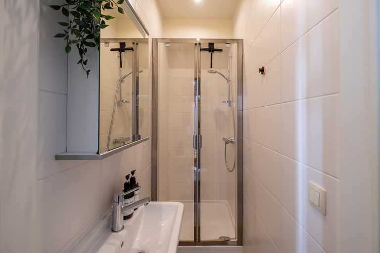 Others 3, De Moriaan Vakantiehuis - Air-Conditioned, Antwerpen