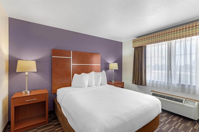 Bedroom 3, Best Western Firestone Inn & Suites, Weld
