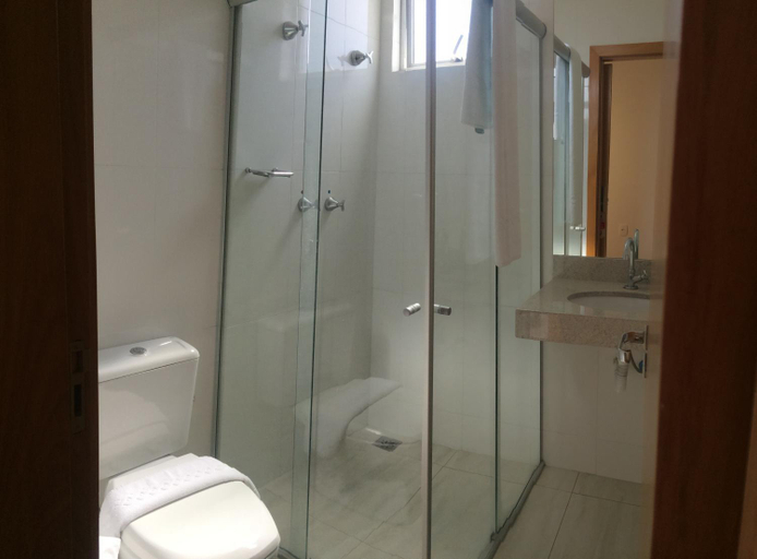 Bathroom 4, Lord Hotel Aeroporto Confins, Vespasiano