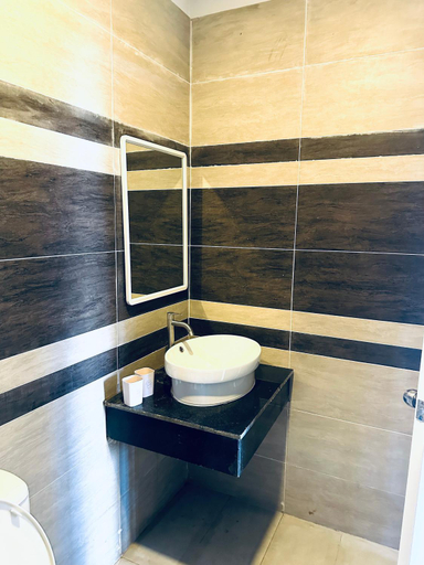 Bathroom 3, Lotus Homestay, Sihanoukville