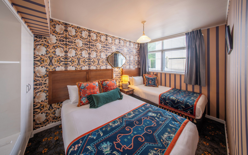Bedroom 4, Prince's Gate Hotel, Rotorua