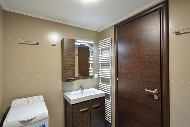 Bathroom 2, Marena Apartments, Crete