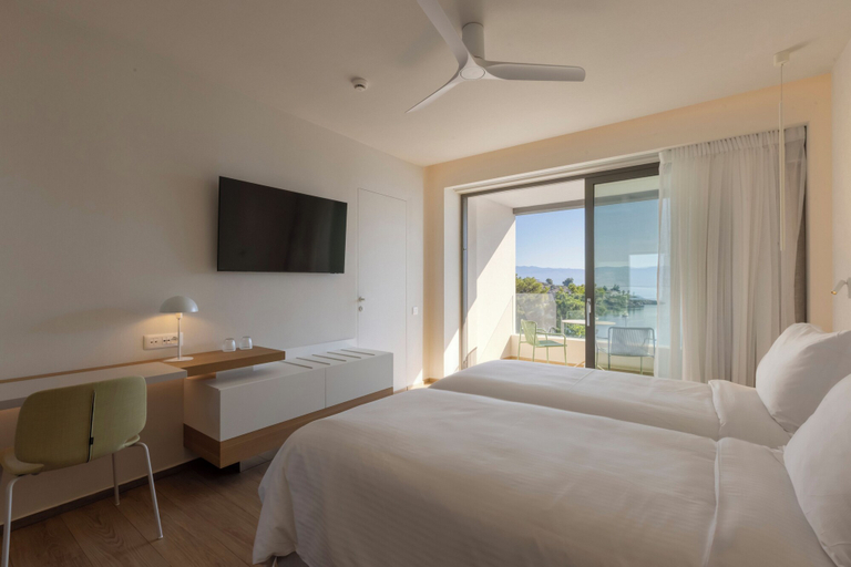 Bedroom 3, Mirage Chalkida City Resort, Central Greece