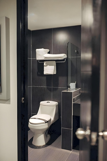 Bathroom 3, Hotel Dali Plaza Ejecutivo, Guadalajara