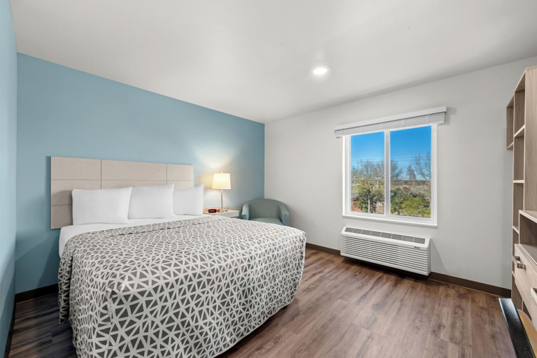 Bedroom 3, Woodspring Suites Charlotte - Arrowood, Mecklenburg