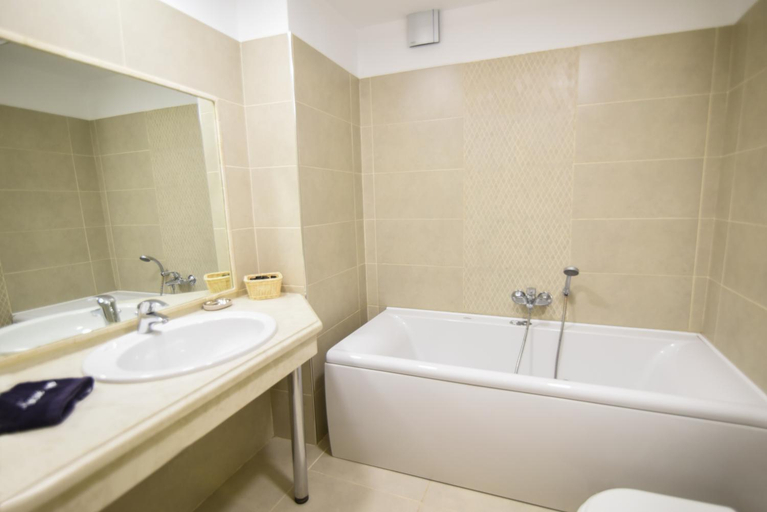 Bathroom 5, Guesthouse likoria, Central Greece