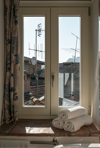 Room 3, Casa di Tully in Sarnico, Bergamo