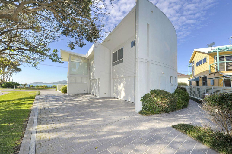 Others 3, serenity at Fingal Bay 1, Port Stephens