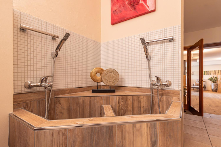 Bathroom 3, Hotel Castel, Landeck