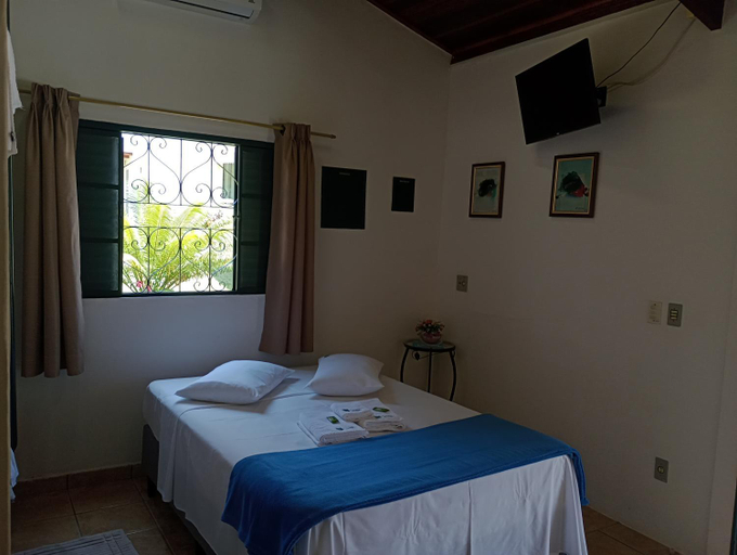 Bedroom 2, Pousada Chacara VIVALLI, Holambra