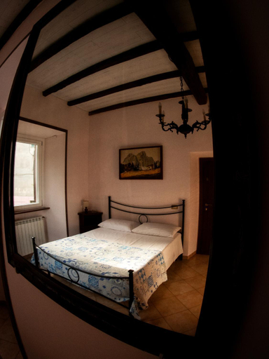 Others 4, B&B All’Ombra della Torre, Viterbo