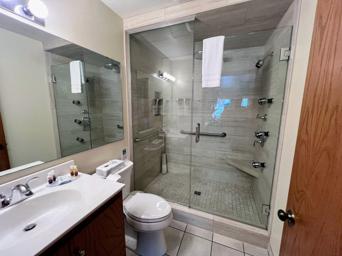 Bathroom 5, Bay Breeze Resort, Door
