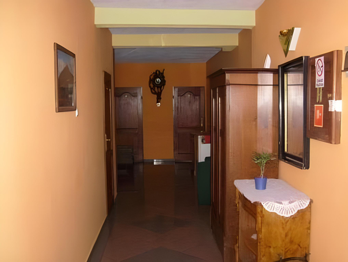 Others 4, Uslugi hotelarskie Karpacz, Jelenia Góra