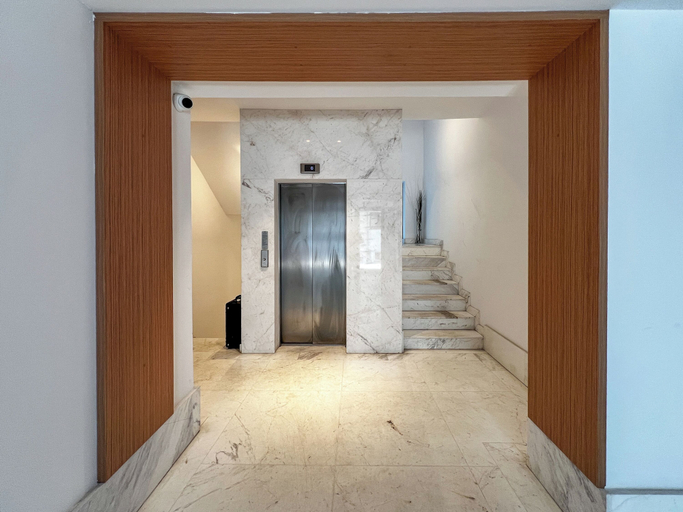 Others 3, Uphome Suites, Municipiul Bucuresti
