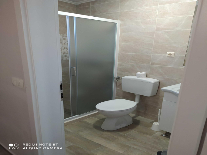 Bathroom 2, Holiday Home Luna - Two Bedroom Holiday Home with Sea View, Blato
