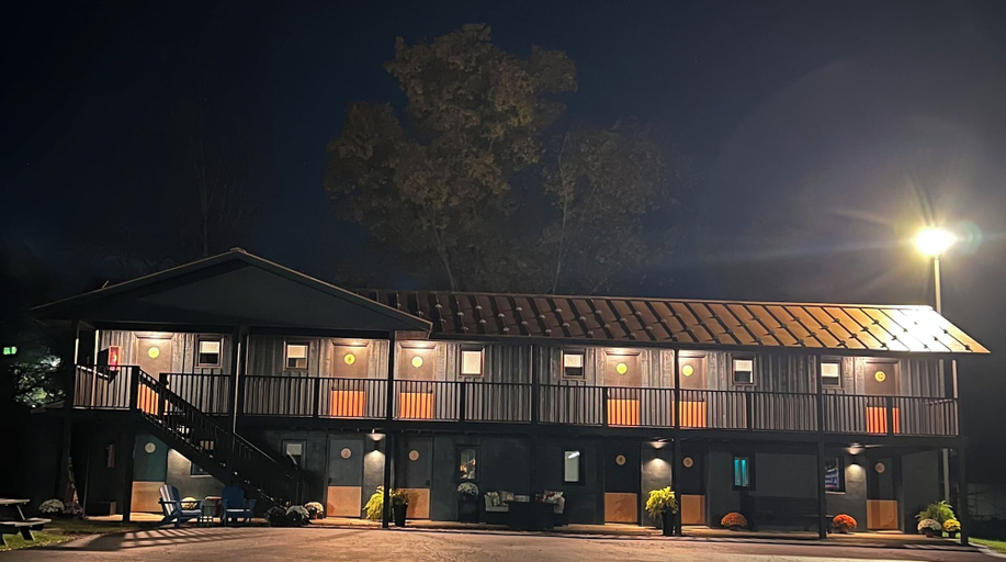 Exterior & Views 2, The Lincoln Boutique Motel, Cattaraugus