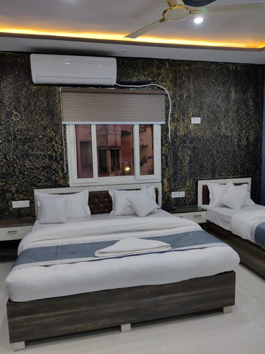 Bedroom 4, Hotel Nanak Place, Varanasi
