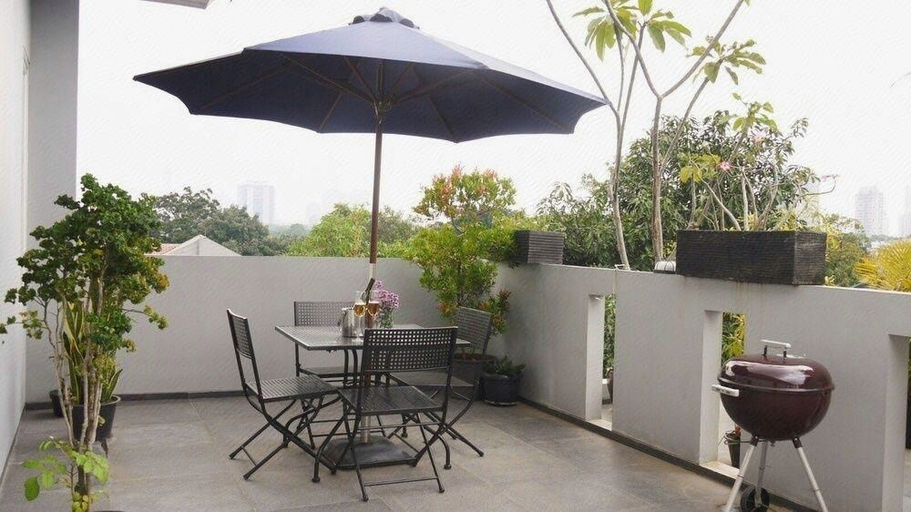 Others 2, Urooms Senopati, South Jakarta