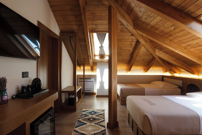 Bedroom 3, Cumaku Boutique Hotel & Spa, Gjirokastrës