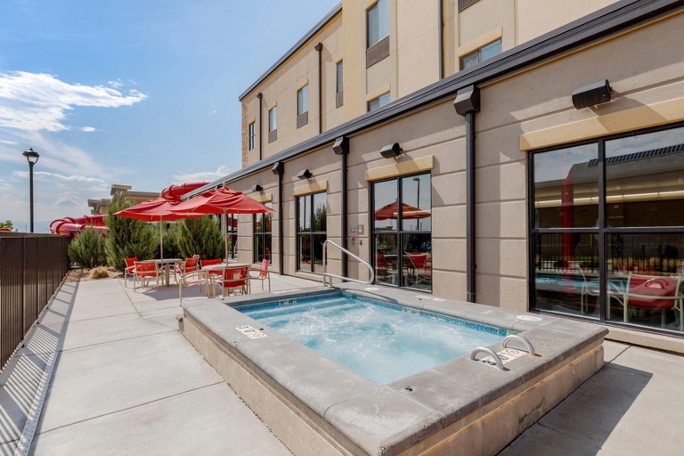 Sport & Beauty 2, Comfort Suites Loveland, Larimer