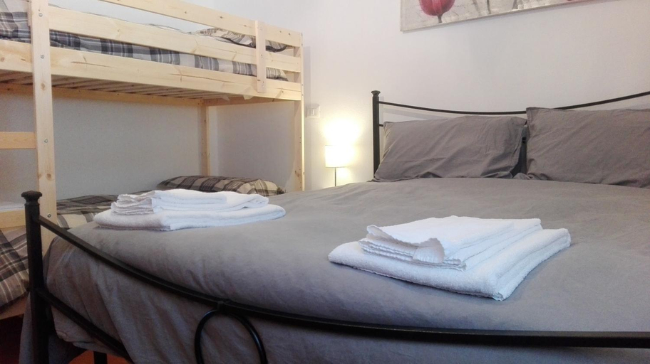 Bedroom 3, B&B Bucaneve, Pistoia