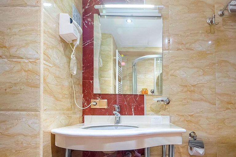 Bathroom 4, Cron Palace Tbilisi Hotel, Tbilisi