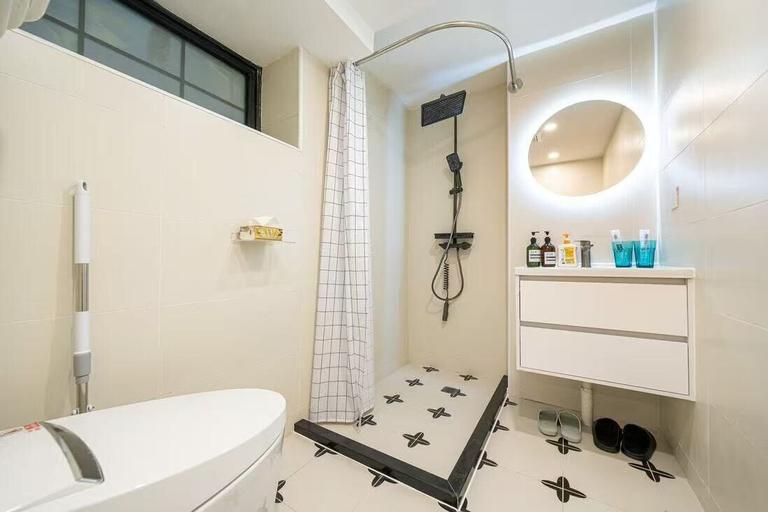 Bathroom 2, Shanghai Hills& ZINN City Loft, Shanghai