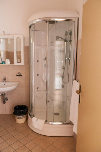 Bathroom 3, Albergo Ristorante Ferretti, Perugia