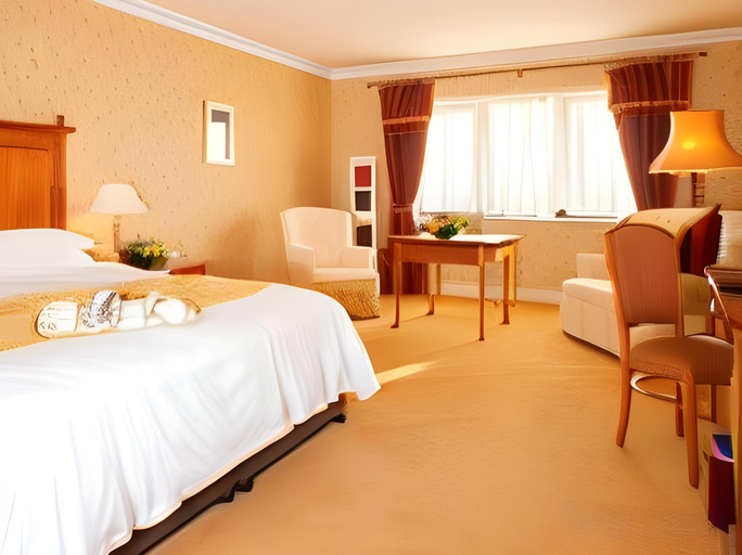 Bedroom 3, Knockranny House Hotel and Spa