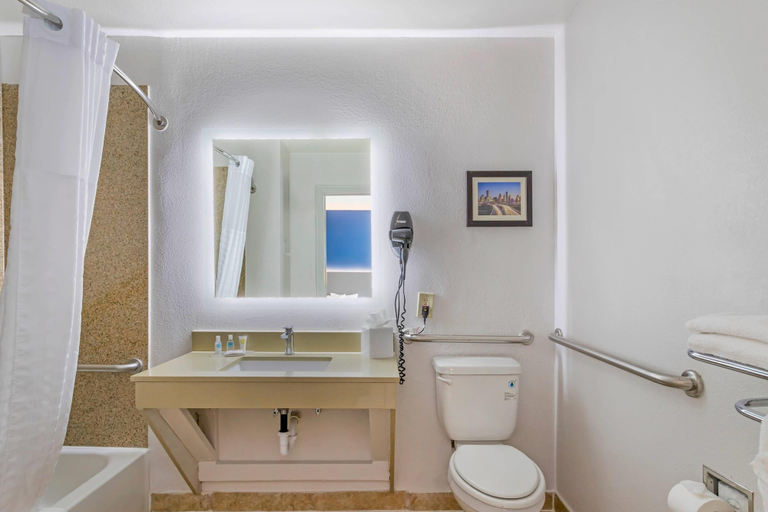 Bathroom 4, Comfort Inn & Suites FM1960-Champions, Houston