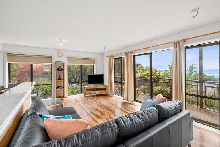 Others 5, Apartment 5 Pacific Apartments, Surf Coast - West